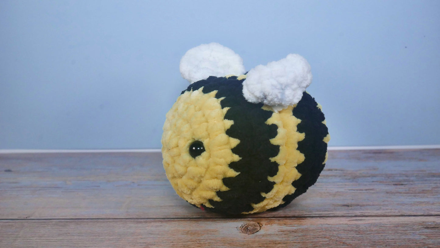 Crochet bees
