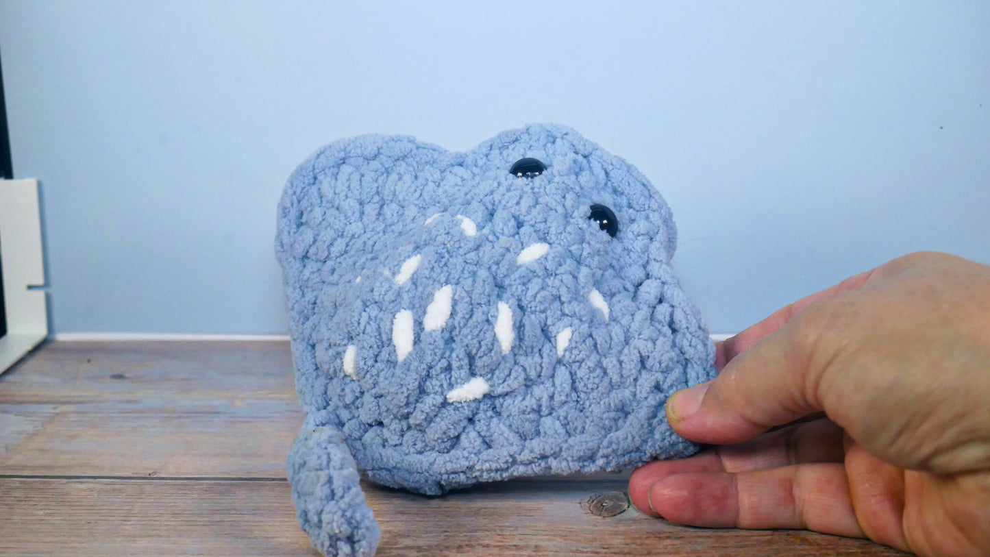 Crocheted stingrays (Medium)
